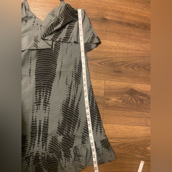 EUC Elan spaghetti strap ruffled tie dyed dress sz: M - Picture 4 of 5